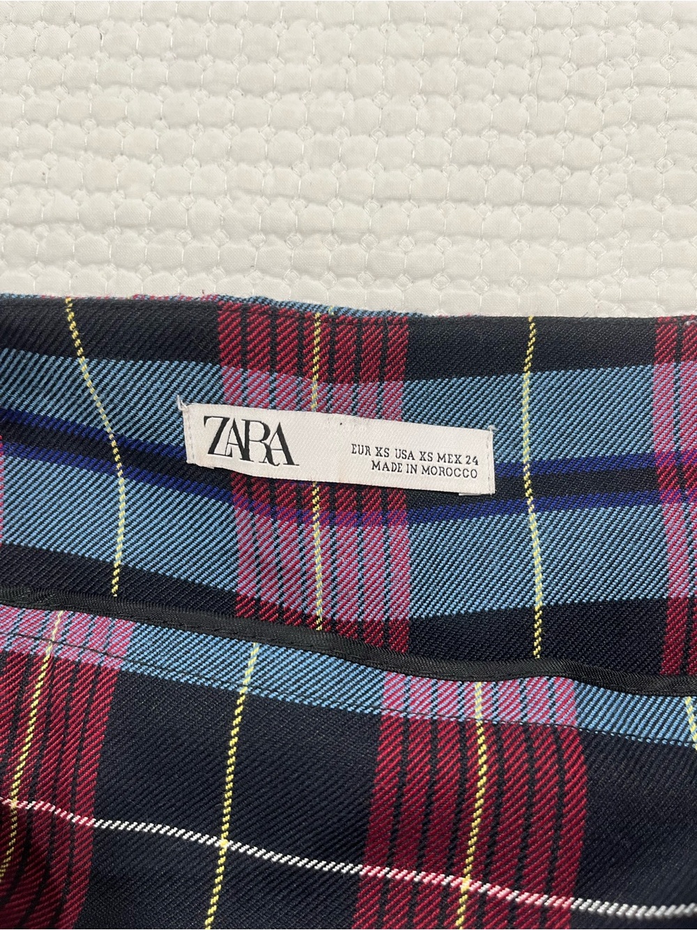 Zara Burgundy and Blue Plaid Wide-Leg Trousers - Picture 2 of 8